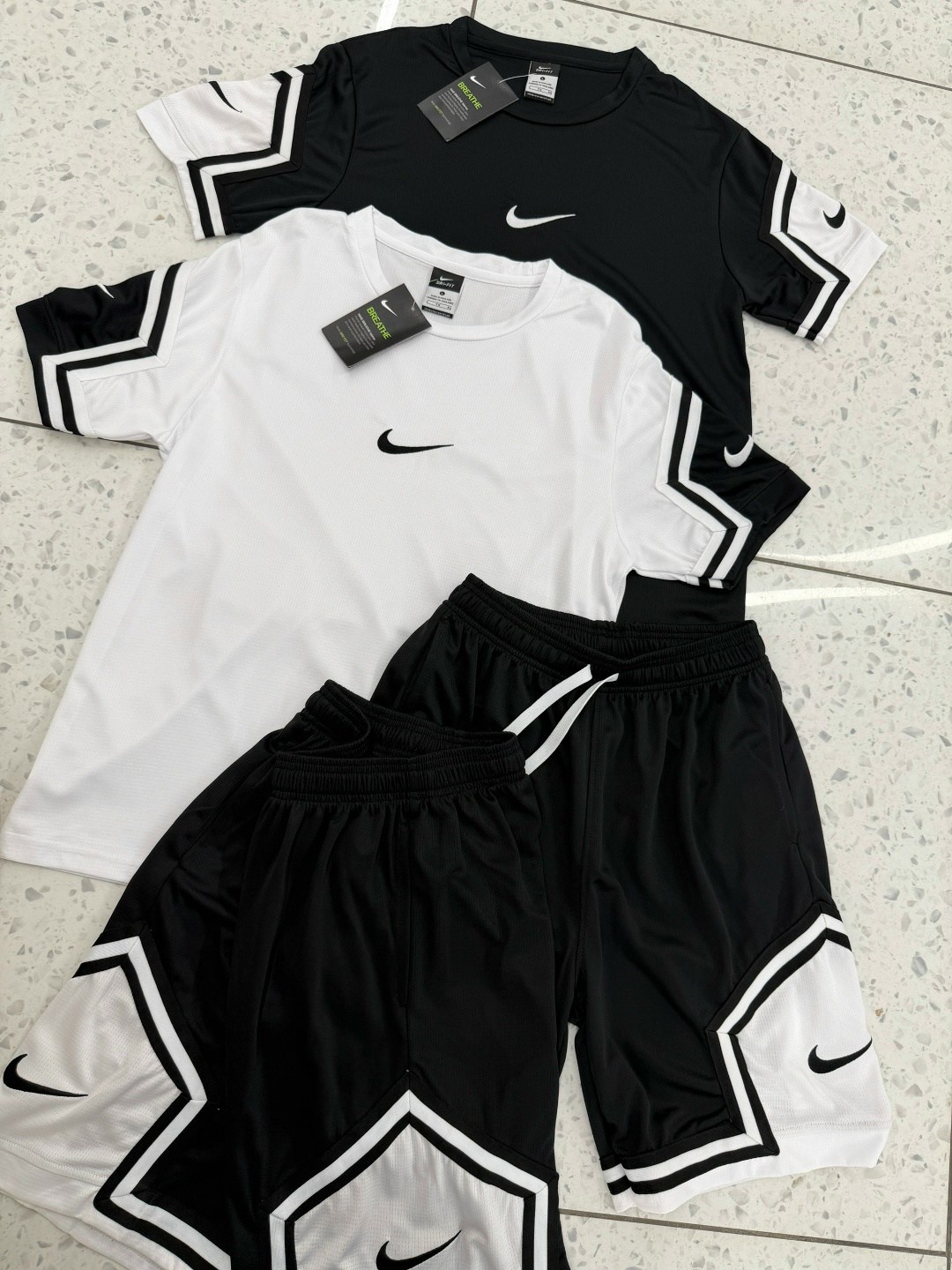 летние спортивные костюмы найк,шорты баскетбольные nike,спортивный костюм nike мужской,спортивные костюмы nike,спортивные костюм