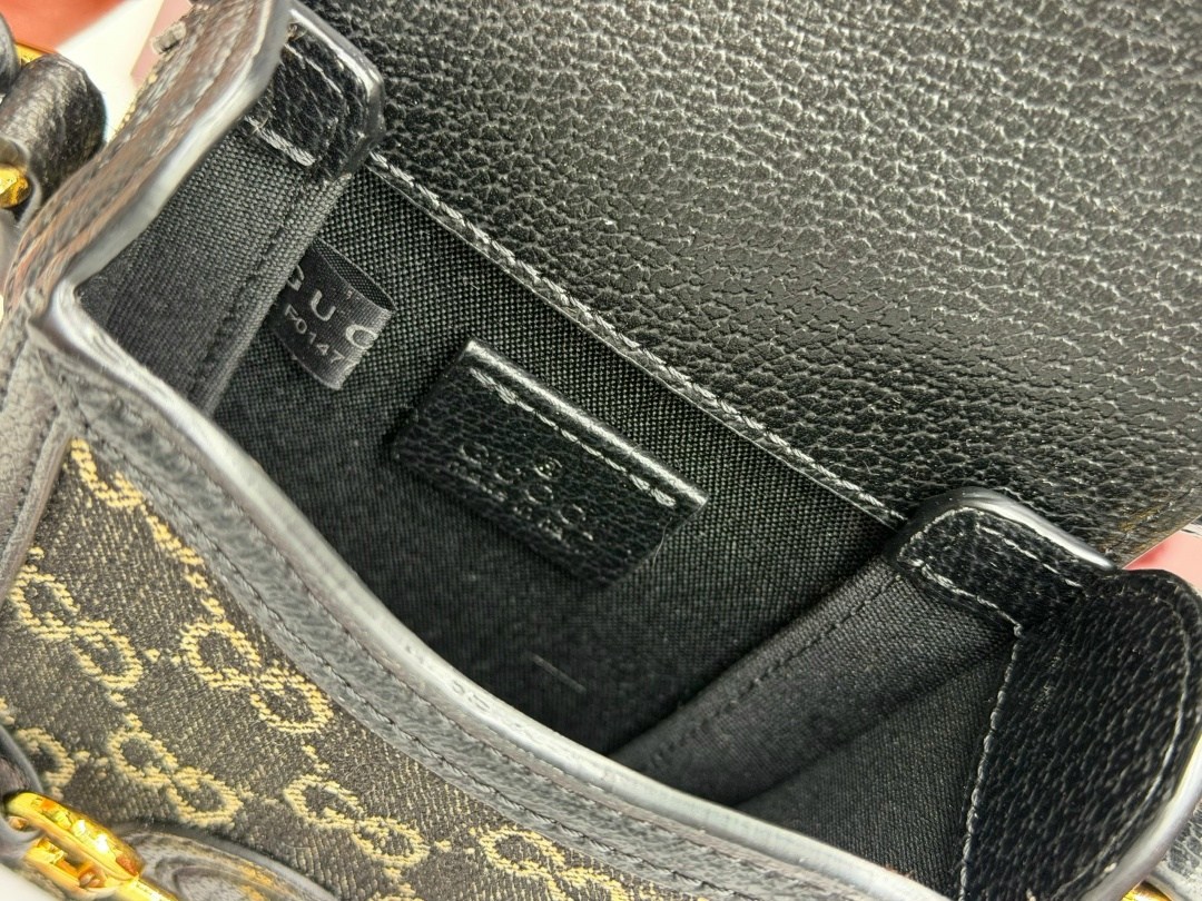 сумка gucci,женская сумка на gucci,gucci сумка на плечо,gucci мини сумка,gucci сумка кросс-боди