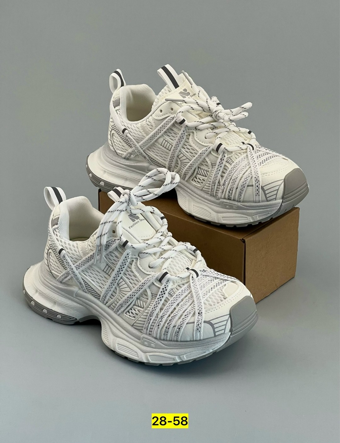 женские кроссовки,кроссовки женские balenciaga,кроссовки balenciaga,кроссовки массивные,массивные кроссовки женские