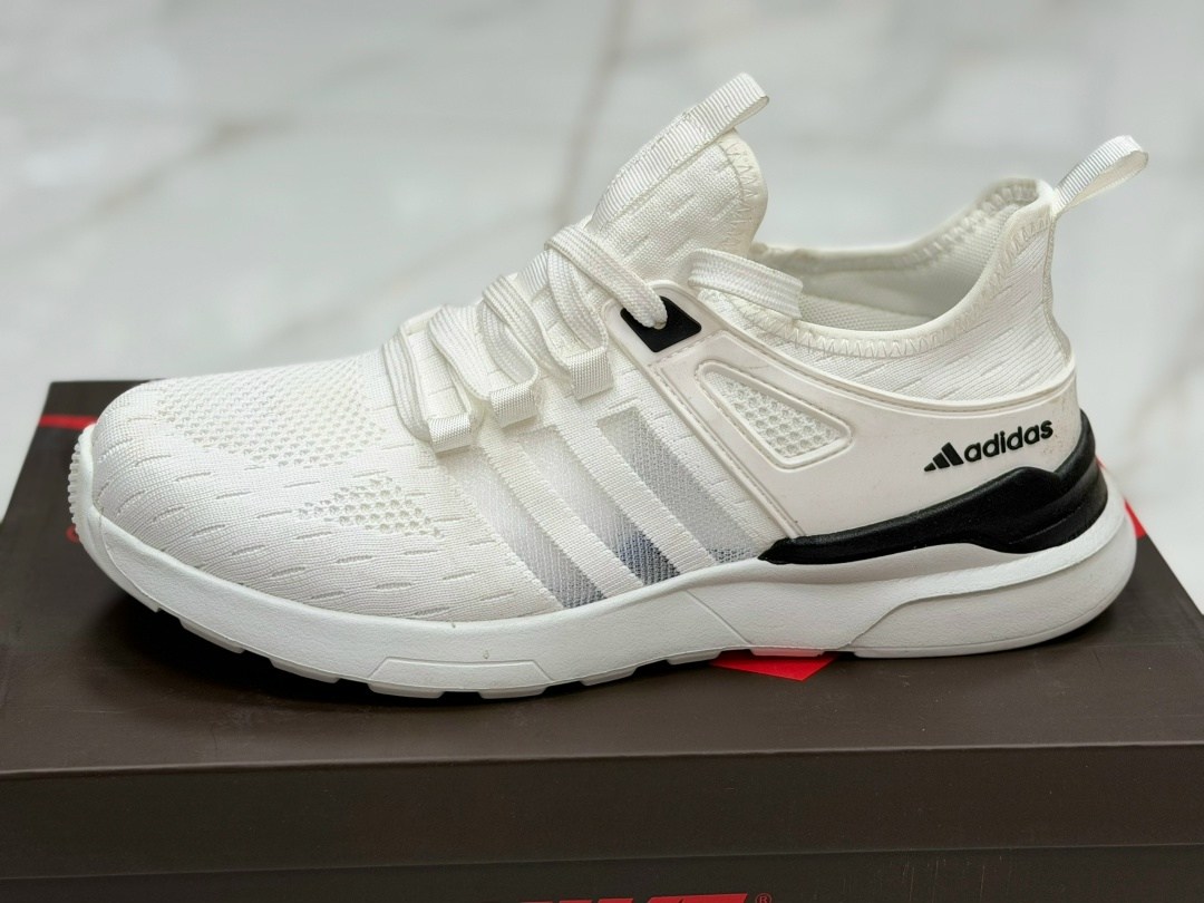 кроссовки adidas,кроссовки адидас лимитированная коллекция,кроссовки мужские adidas,кроссовки,кроссовки адидас
