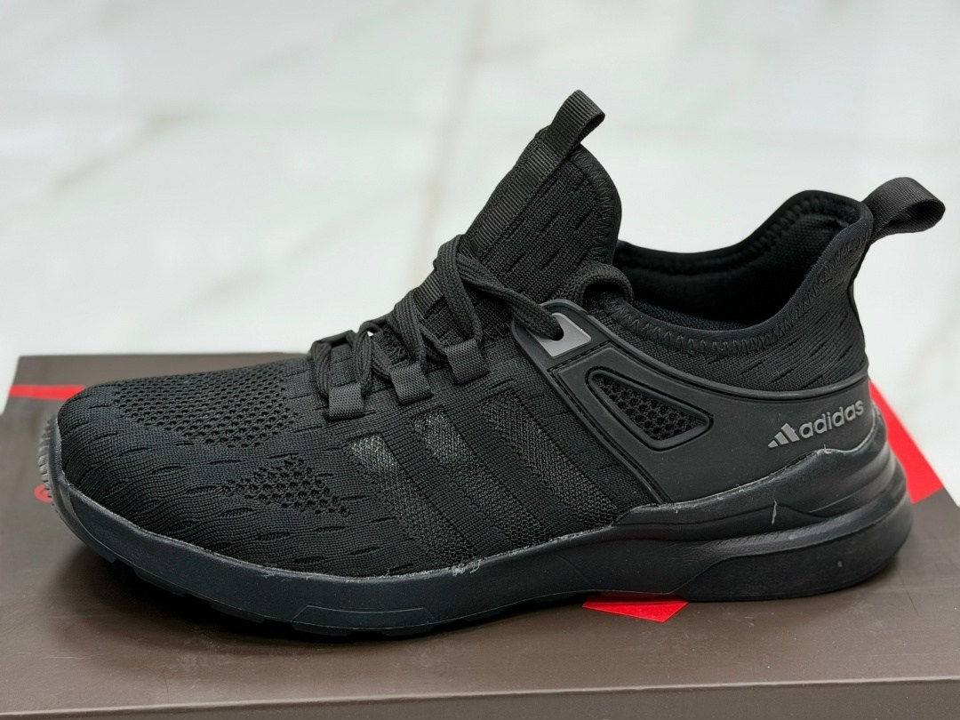 кроссовки adidas,кроссовки адидас лимитированная коллекция,кроссовки мужские adidas,кроссовки,кроссовки адидас