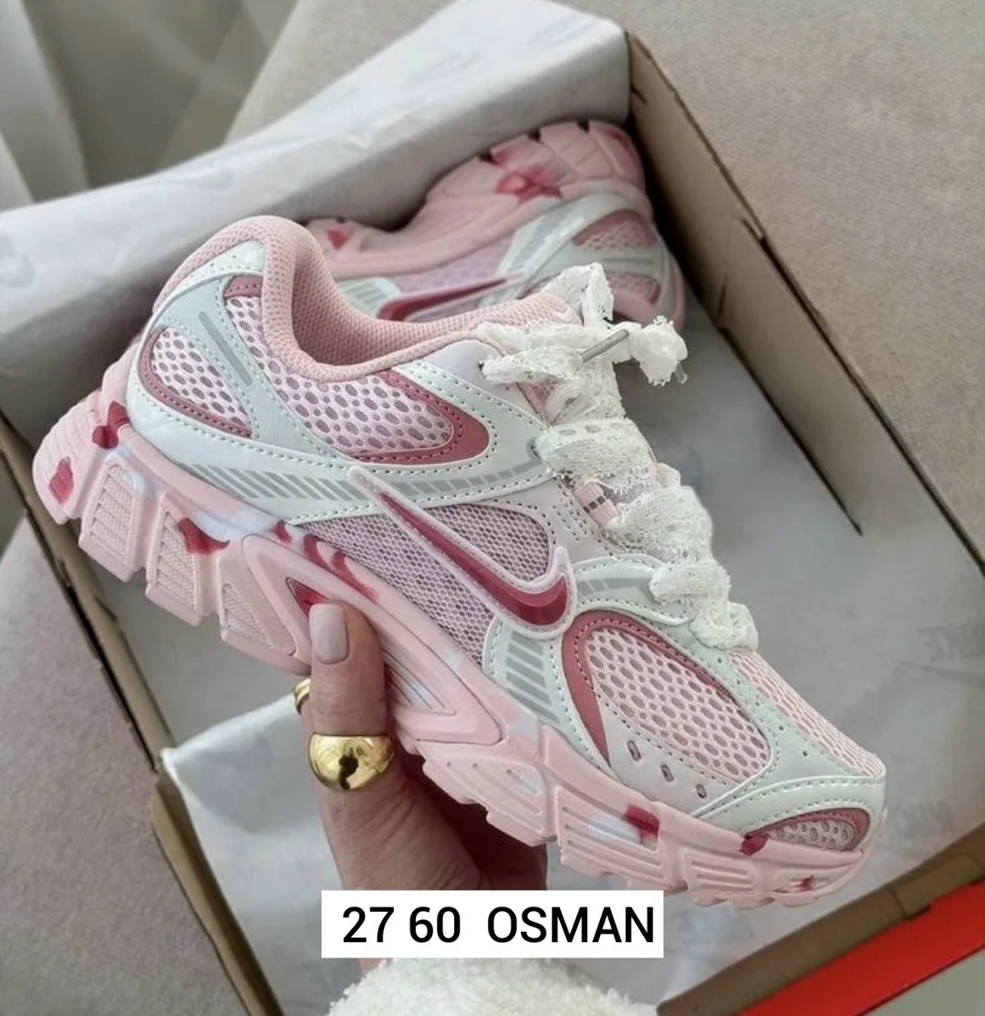 ,женские кроссовки,кроссовки женские asics,кроссовки модные,повседневные кроссовки