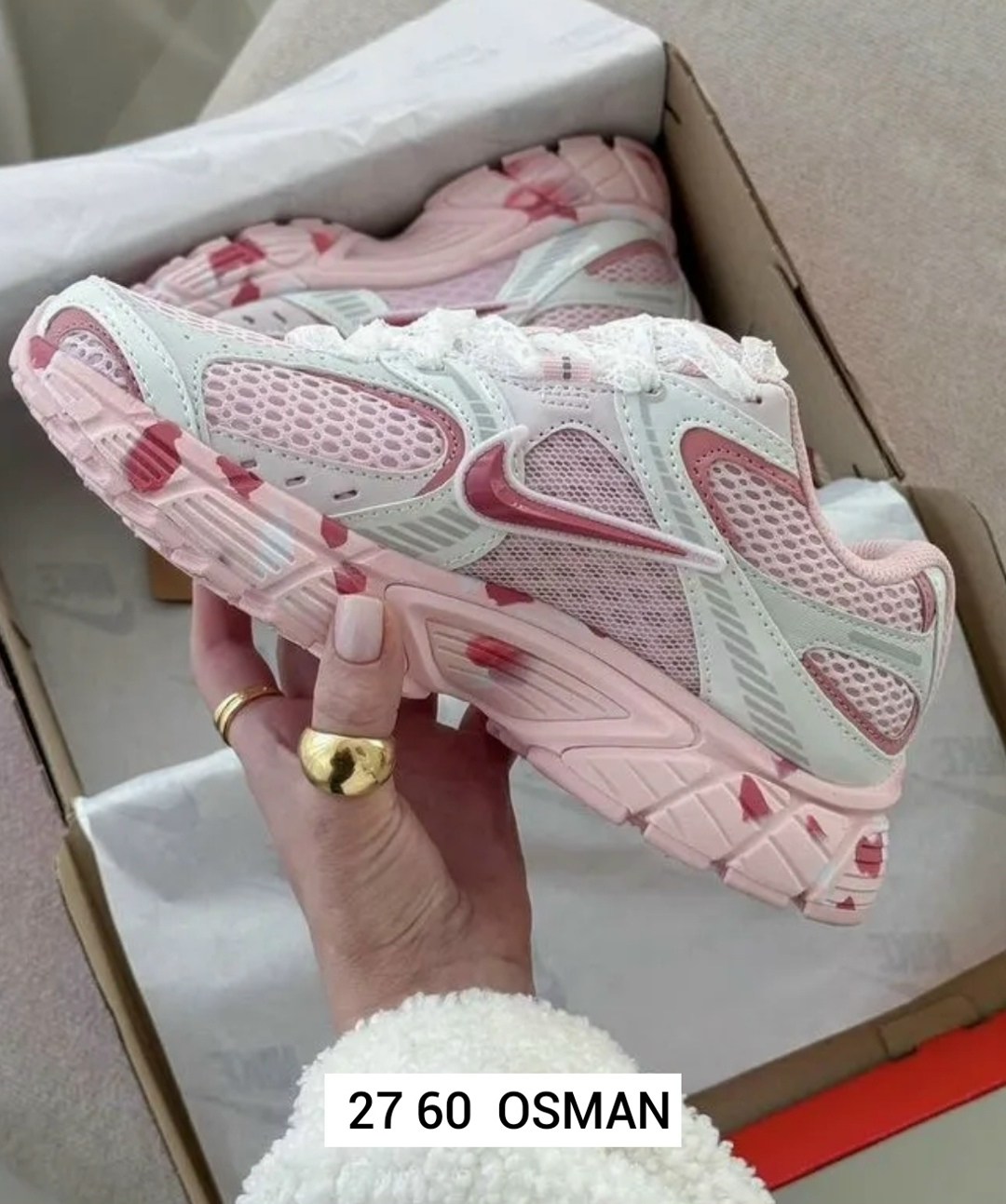 ,женские кроссовки,кроссовки женские asics,кроссовки модные,повседневные кроссовки