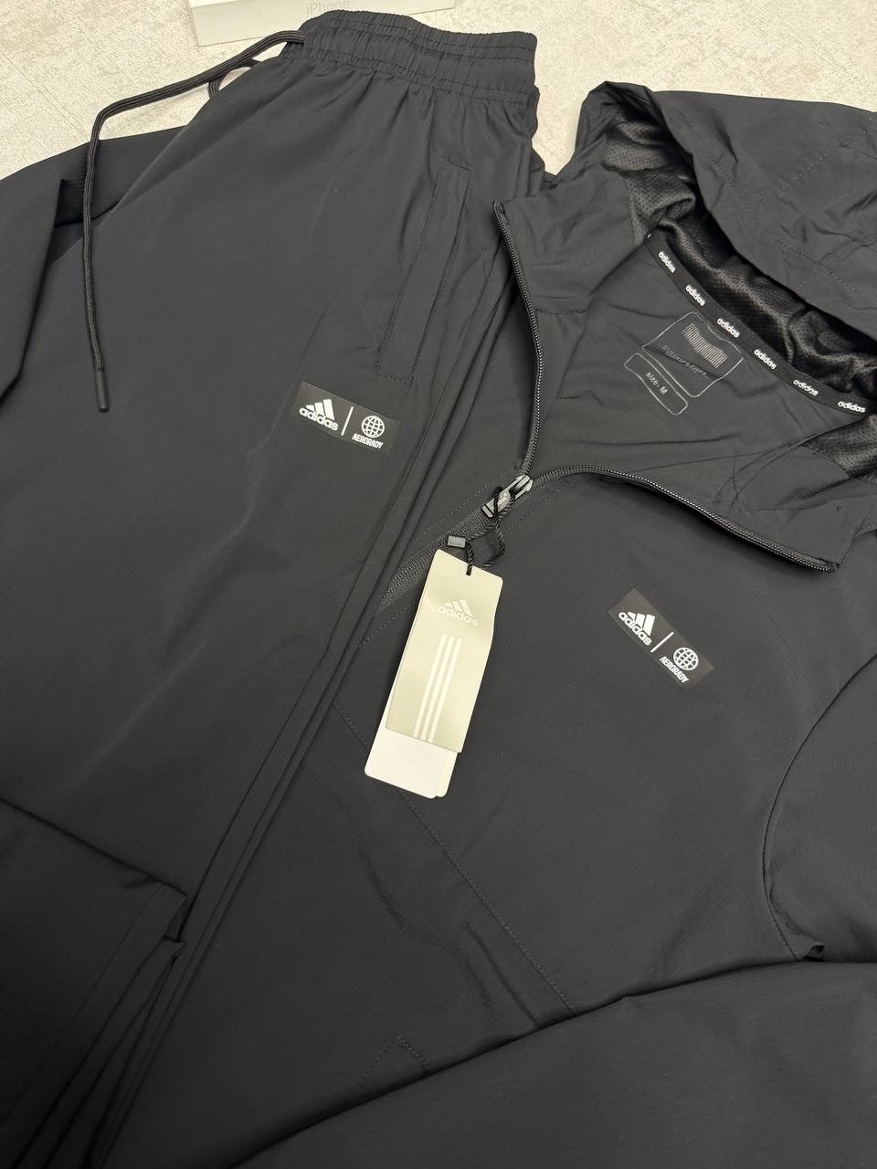 куртка ветровка adidas,куртка terrex мужская черная adidas,спортивные костюмы адидас,ветровка адидас sportswear,куртка adidas utilitas