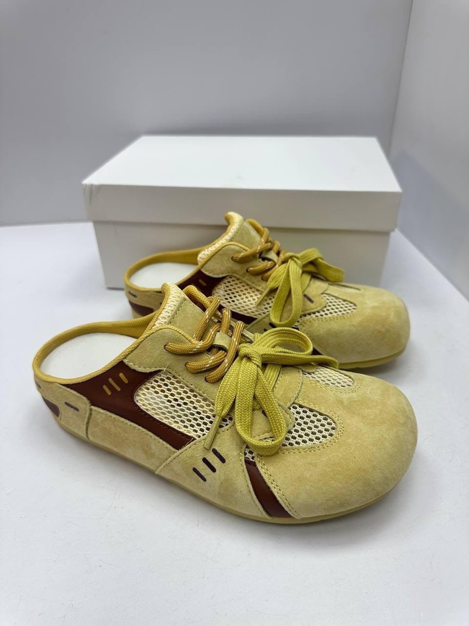 ,тапочки желтые,женская ,обуви,кроссовки для женщин