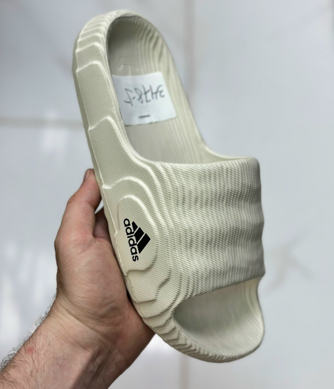 тапочки модные,,adidas originals adilette 22 slides,тапочки хаки,летние тапочки