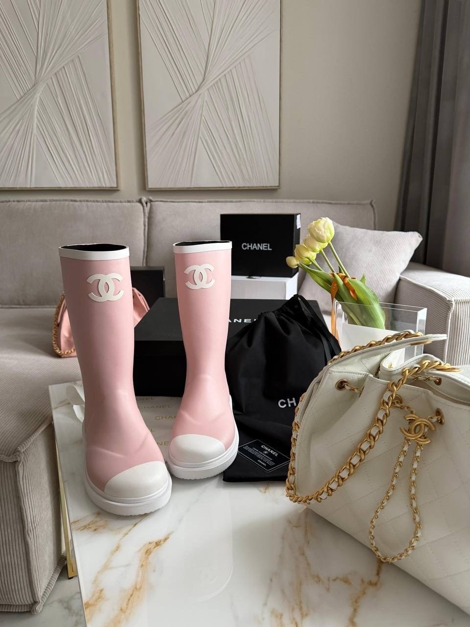резиновые сапоги chanel,женские резиновые сапоги chanel,резиновые сапоги шанель,сапоги chanel,резиновый сапоги