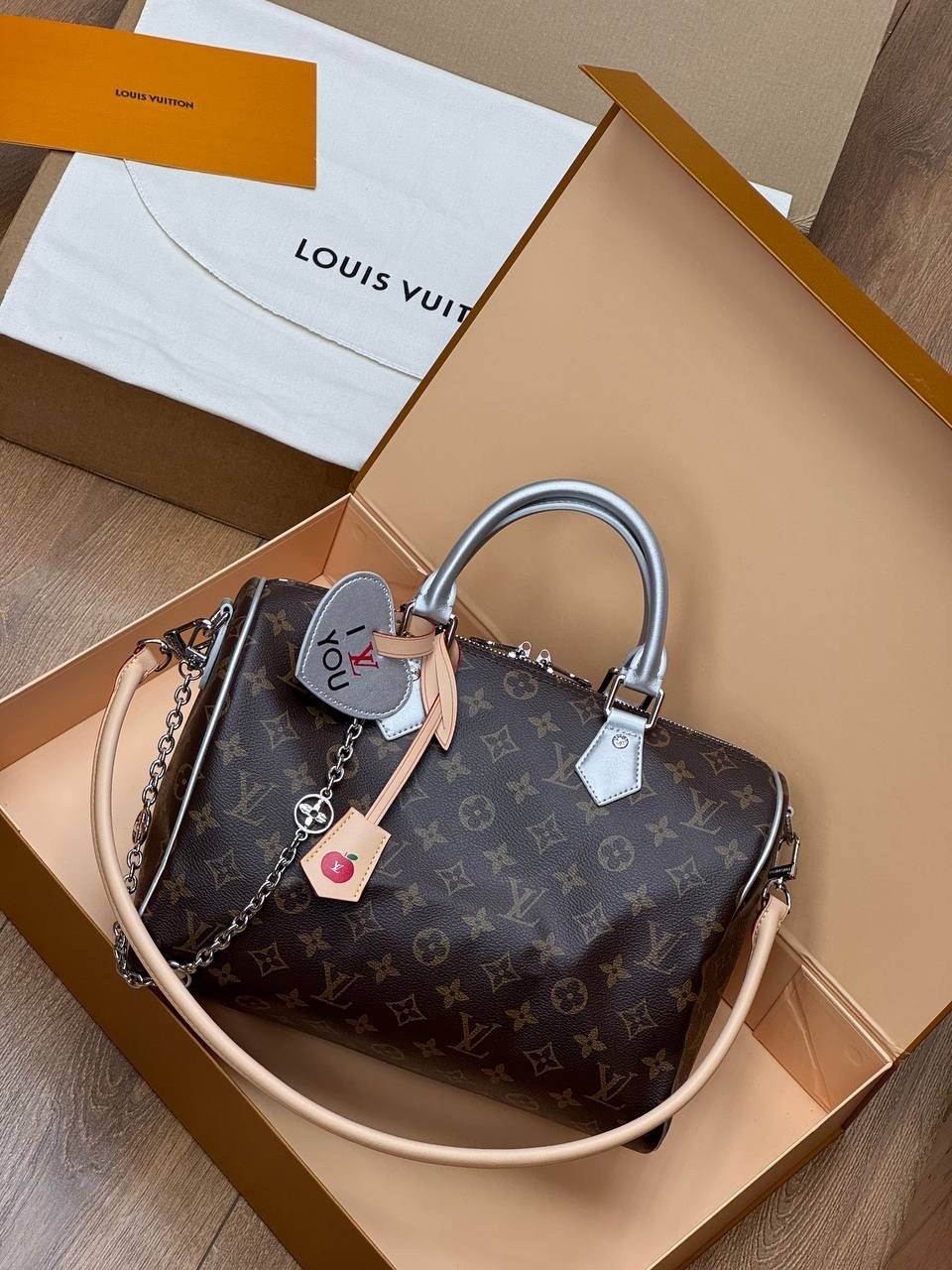 сумка louis vuitton,louis vuitton сумка на плечо,louis vuitton сумка дорожная,женская сумка louis vuitton,модная сумка