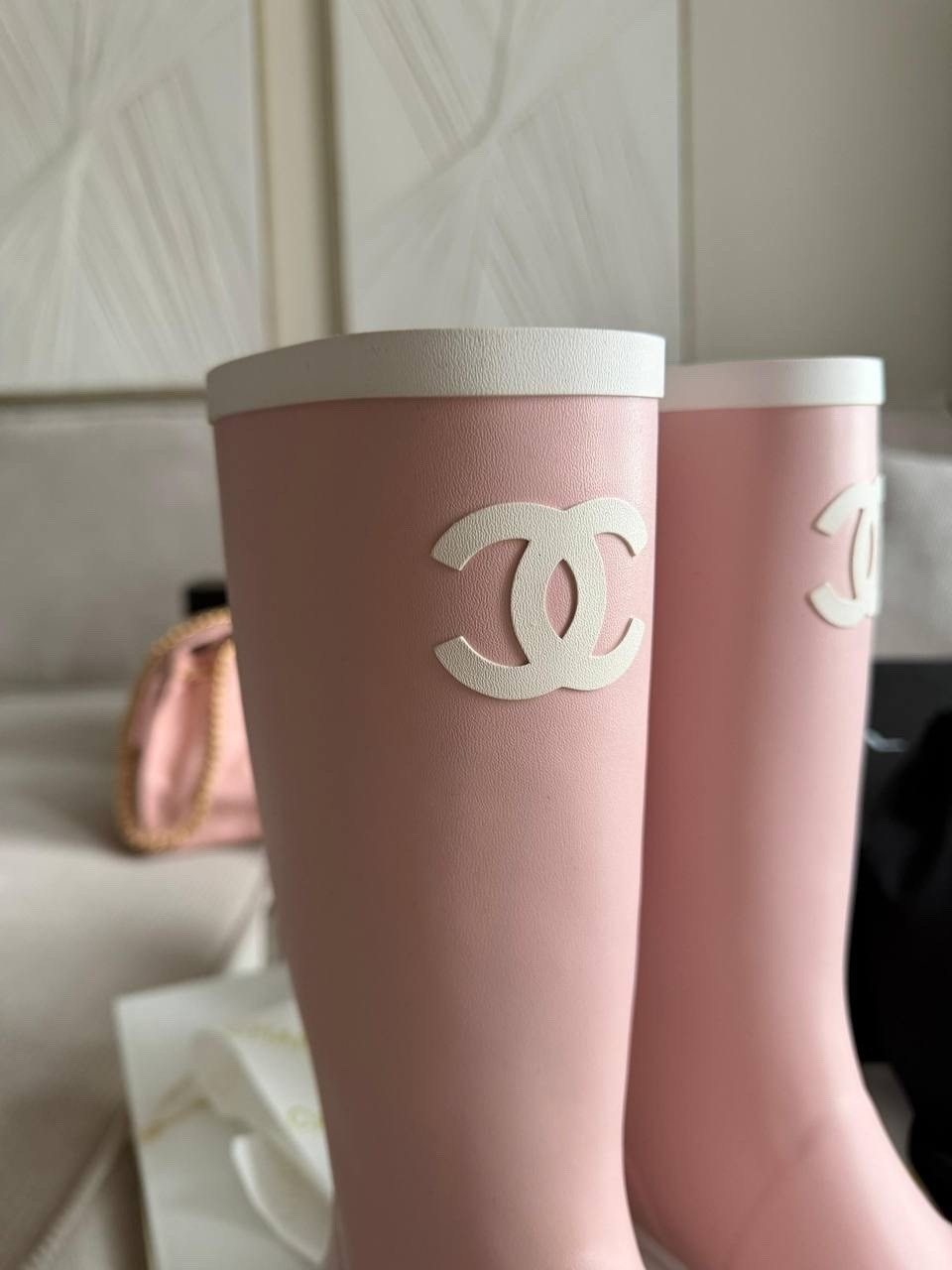 резиновые сапоги chanel,женские резиновые сапоги chanel,резиновые сапоги шанель,сапоги chanel,резиновый сапоги