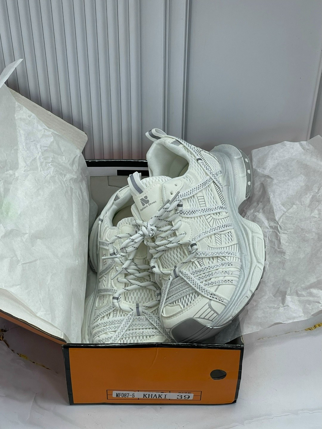 кроссовки balenciaga,кроссовки женские balenciaga,женские кроссовки balenciaga runner серебристые,женские кроссовки,кроссовки баленсиага женские оригинал