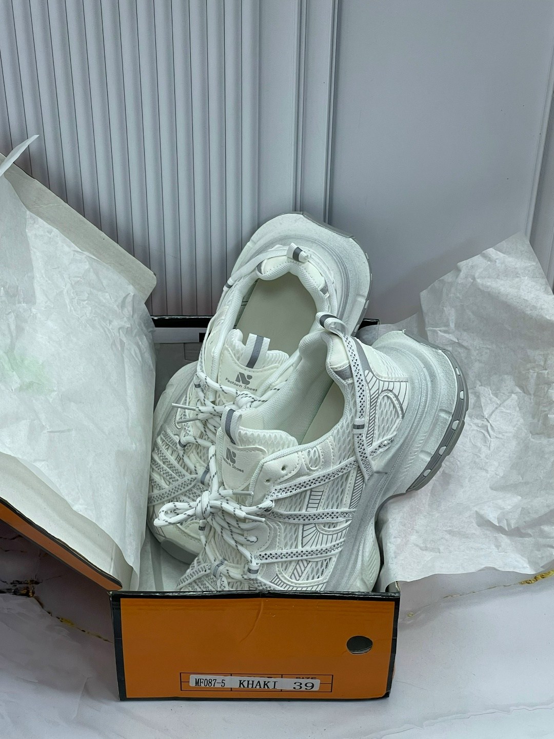 кроссовки balenciaga,кроссовки женские balenciaga,женские кроссовки balenciaga runner серебристые,женские кроссовки,кроссовки баленсиага женские оригинал