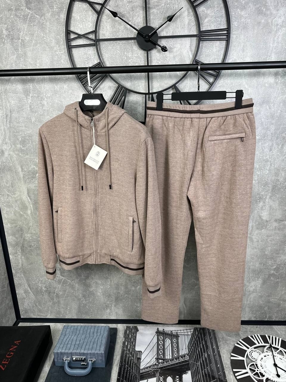 бархатный спортивный костюм мужской армани,спортивный костюм bikkembergs,велюровый костюм мужской zegna premium,велюровый костюм,мужские спортивные костюмы
