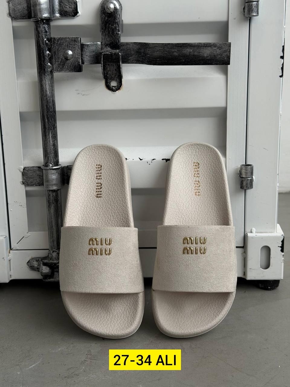 женские шлепанцы,женские шлепки,,шлепки miu miu,шлёпанцы miu miu