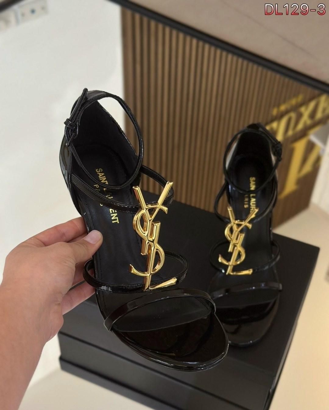 ,босоножки на каблуках,босоножки yves saint laurent,женские босоножки,женская
