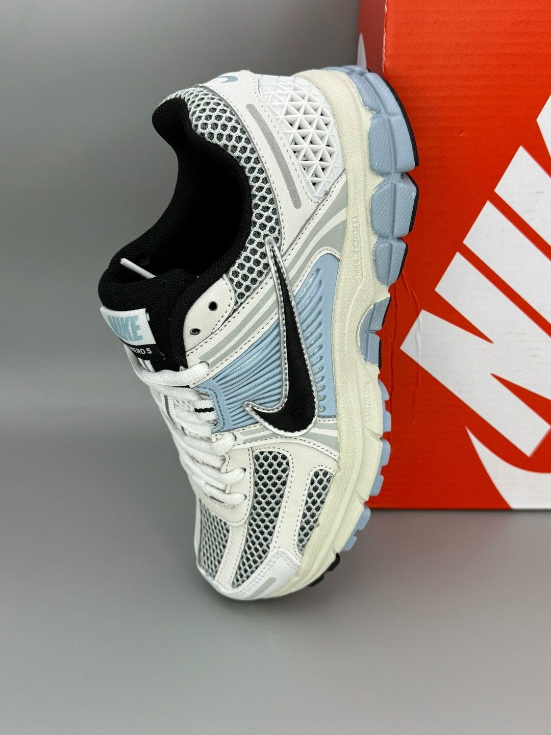 кроссовки nike air zoom vomero 5,nike air zoom vomero 5,кроссовки nike zoom vomero 5,nike zoom vomero 5,кроссовки