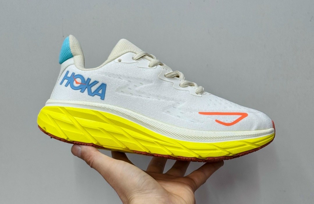 кроссовки hoka one one,кроссовки hoka,кроссовки,кроссовки для бега,беговые кроссовки hoka