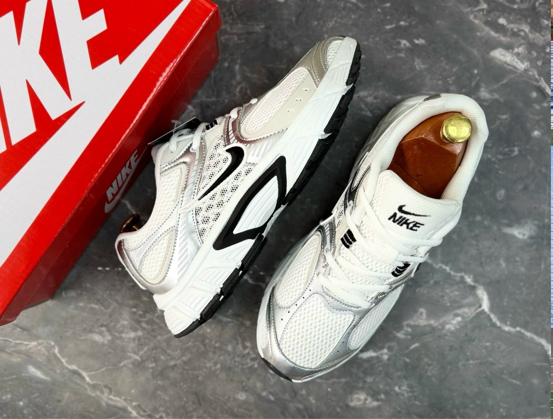 кроссовки nike,кроссовки nike v5 rnr white black silver,кроссовки v5 rnr nike,повседневные кроссовки,женские кроссовки