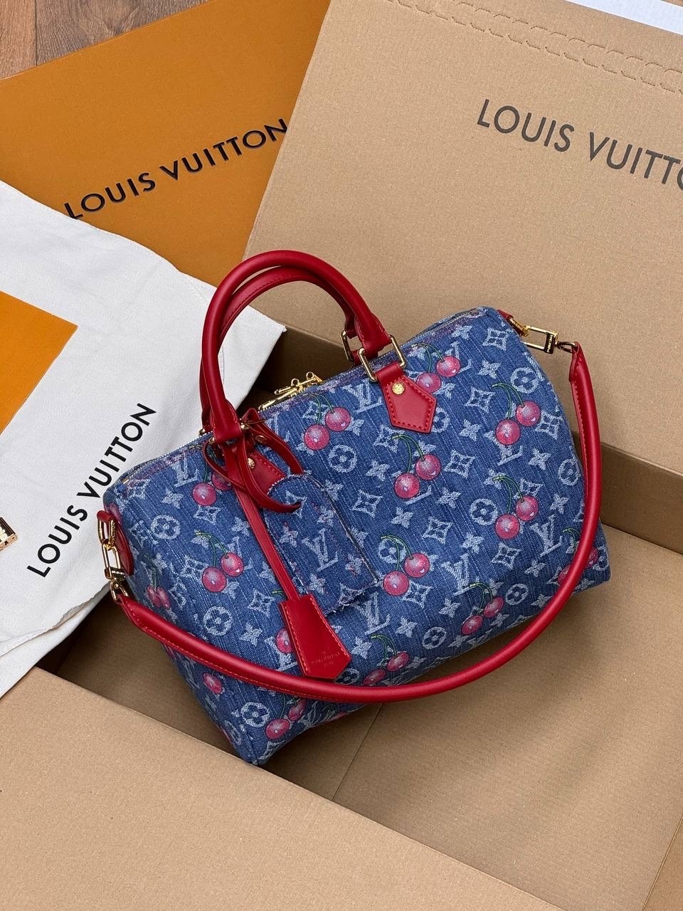 louis vuitton женская сумка,сумка louis vuitton,луи виттон сумка,модная сумка,маленькие сумки луи витон