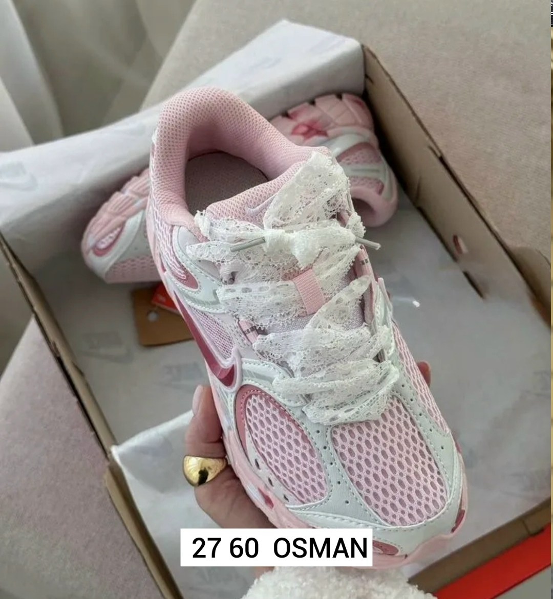 ,женские кроссовки,кроссовки женские asics,кроссовки модные,повседневные кроссовки