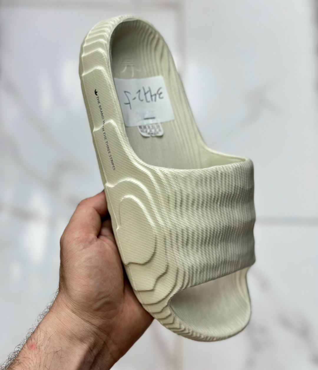 тапочки модные,,adidas originals adilette 22 slides,тапочки хаки,летние тапочки