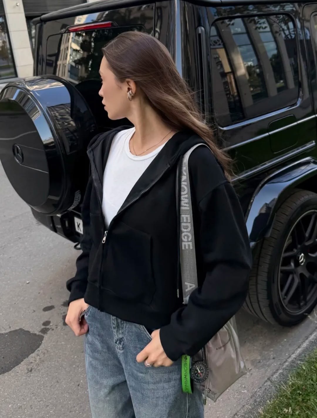 повседневная одежда,одежда стильная,джинсы брюки,одежда стили