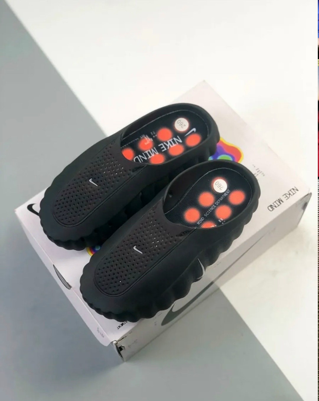 кроссовки,найк тапки,обуви,кроссовки nike,nike mind 001