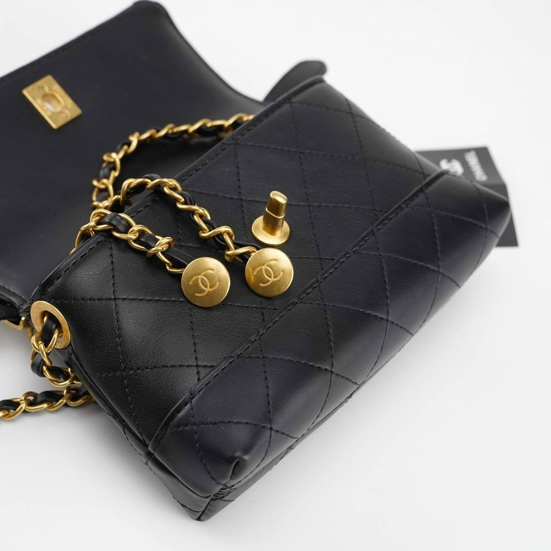 сумка chanel,сумка женская chanel,сумка шанель,сумка шанель белая,сумка на плечо chanel