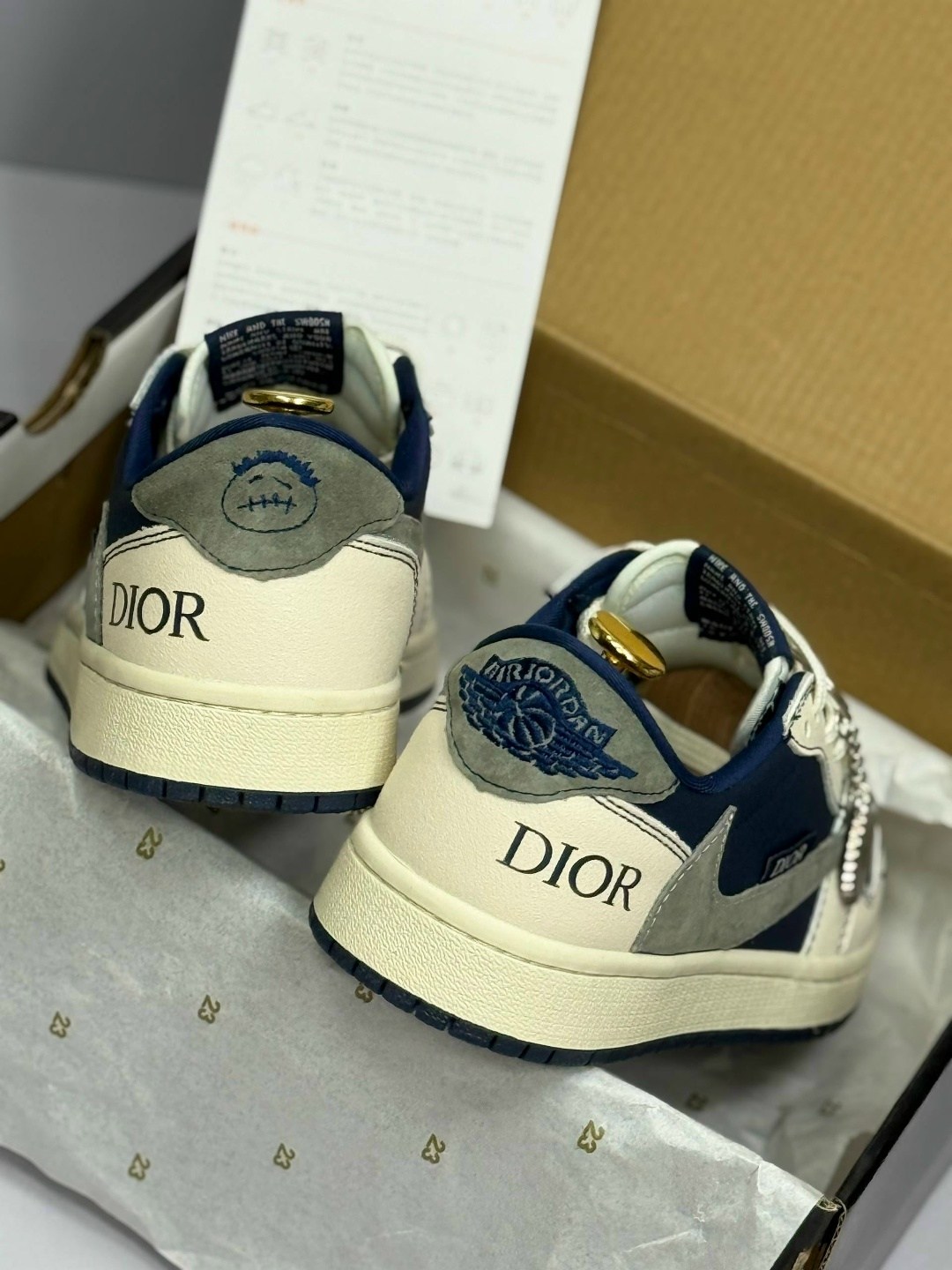 dior кроссовки,кроссовки travis scott x air jordan 1 low,кроссовки travis scott x air jordan 1 low x dior nike,баскетбольная ,dior кроссовки мужские