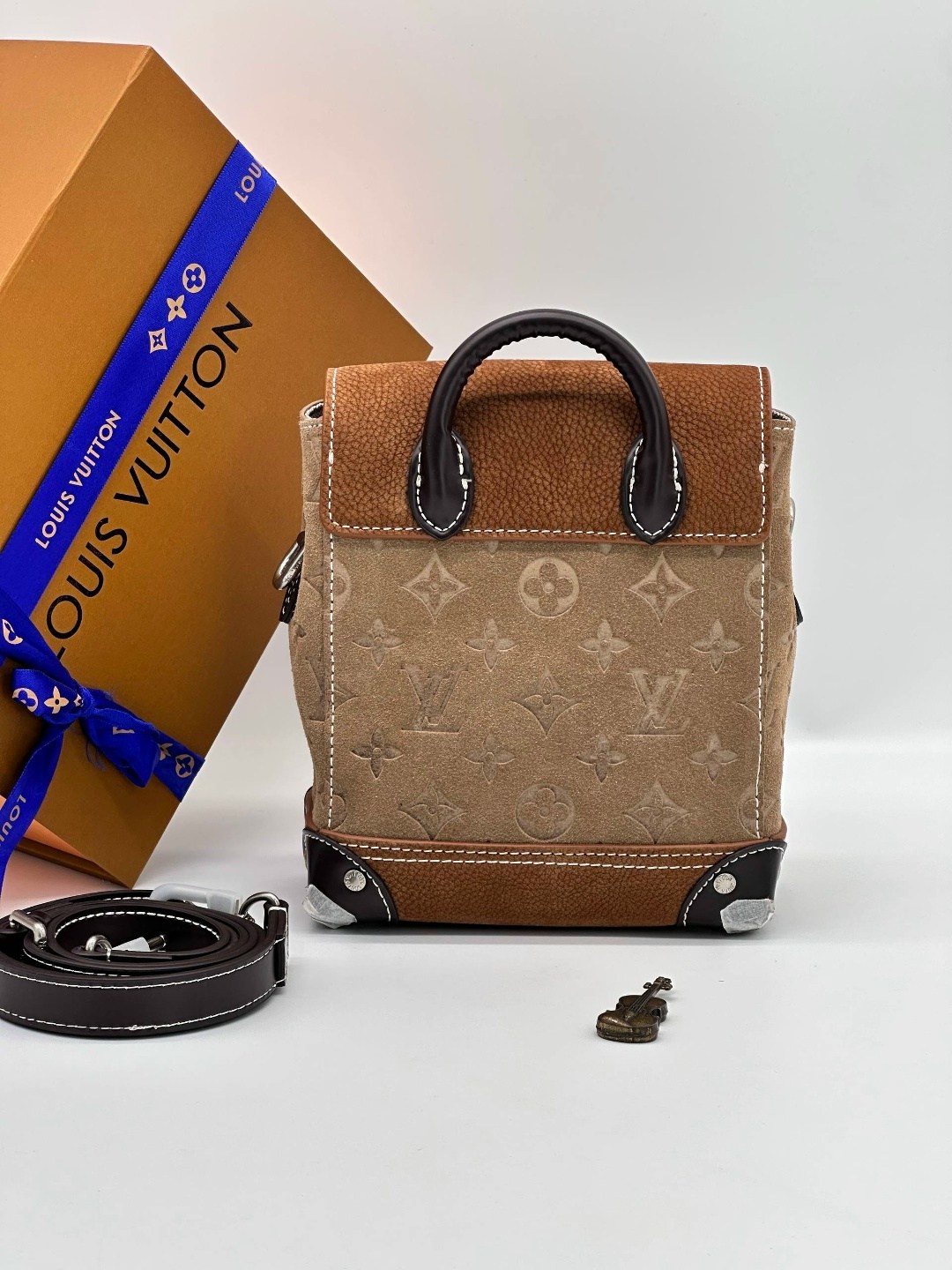 louis vuitton рюкзак,сумка женская louis vuitton,cумка louis vuitton,луи виттон рюкзак,женские рюкзаки