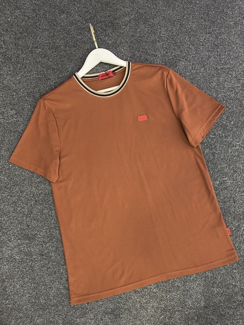 мужские футболки hugo boss,футболка hugo boss,мужская футболка белая,футболки для мужчин,мужская футболка