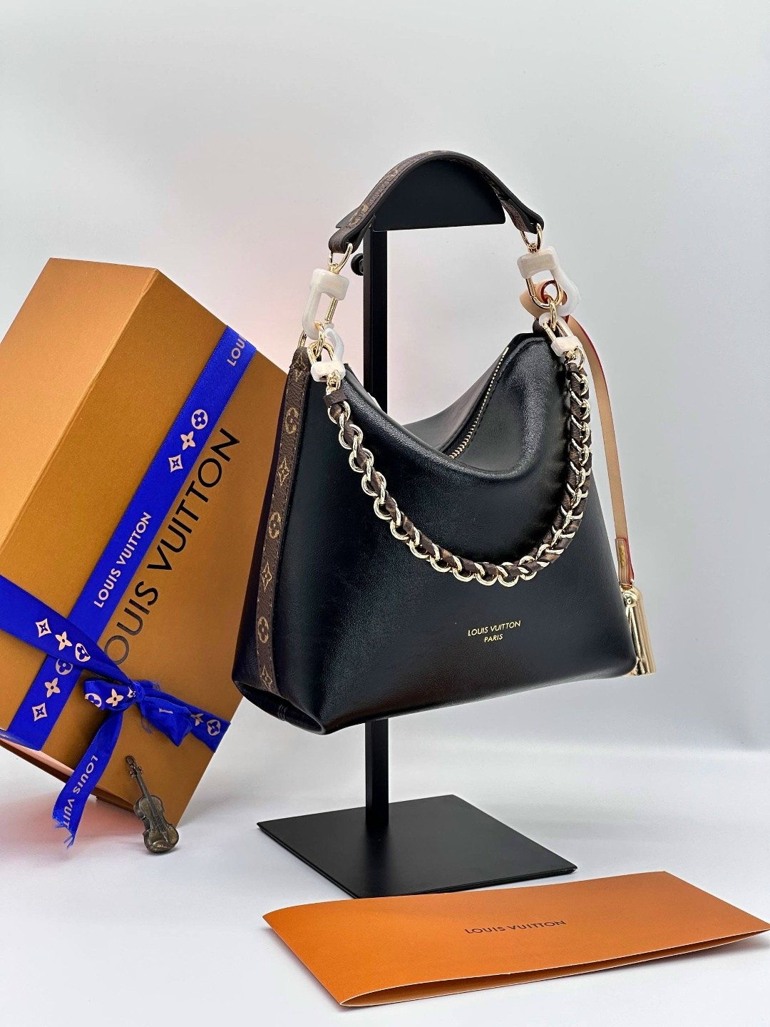 сумка женская louis vuitton,cумка louis vuitton,сумка женская louis vuitton 27-18 большой размер,louis vuitton сумка на плечо,louis vuitton сумка на плечо хобо