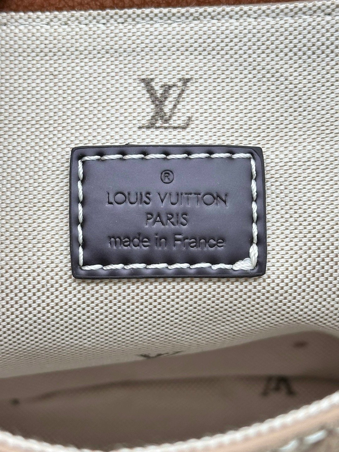 louis vuitton рюкзак,сумка женская louis vuitton,cумка louis vuitton,луи виттон рюкзак,женские рюкзаки