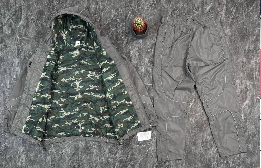 спортивный костюм nike,куртка nike corteiz x nrg tracksuit jacket gully grey серый,спортивный костюм nike мужской,легкая куртка,спортивные костюм