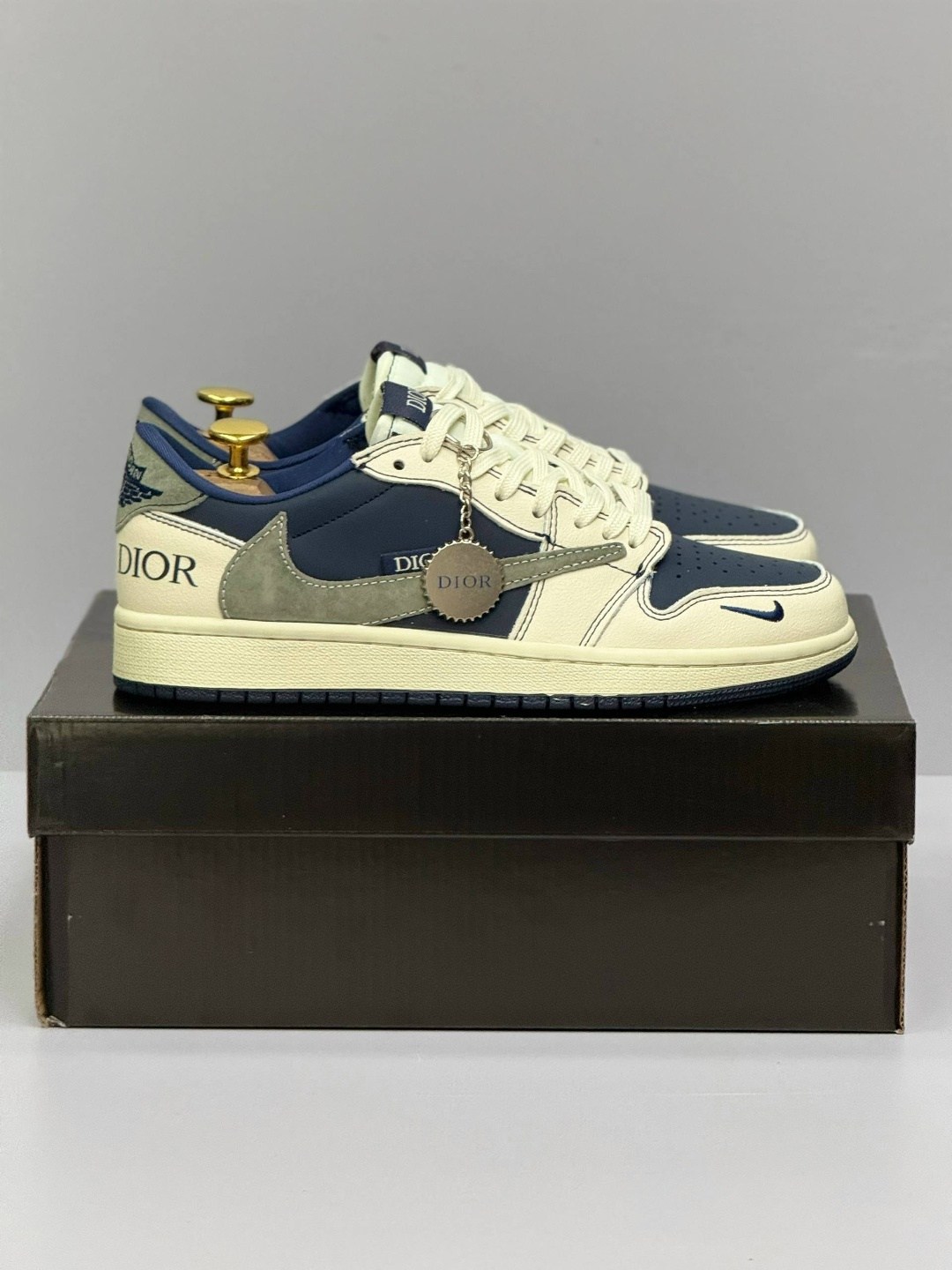 dior кроссовки,кроссовки travis scott x air jordan 1 low,кроссовки travis scott x air jordan 1 low x dior nike,баскетбольная ,dior кроссовки мужские