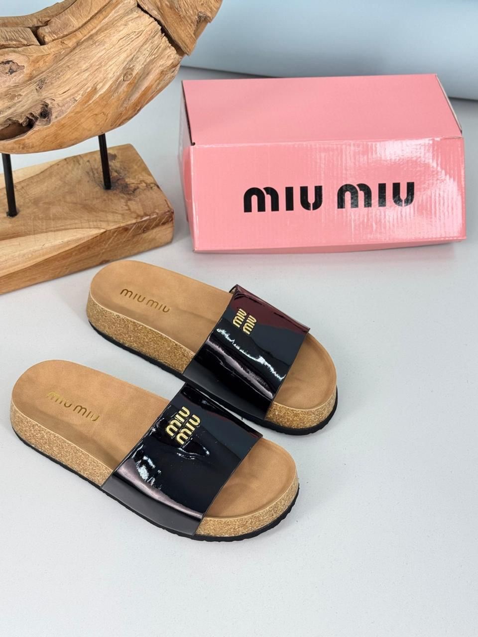 ,шлепанцы женские,кожаные шлепанцы miu miu,шлепанцы летние,шлёпанцы miu miu
