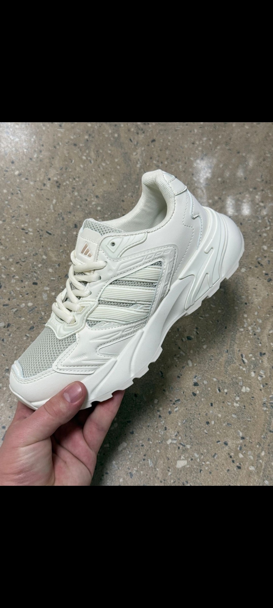 кроссовки adidas,кроссовки,женские кроссовки,adidas originals кроссовки ozelia,adidas кроссовки женские