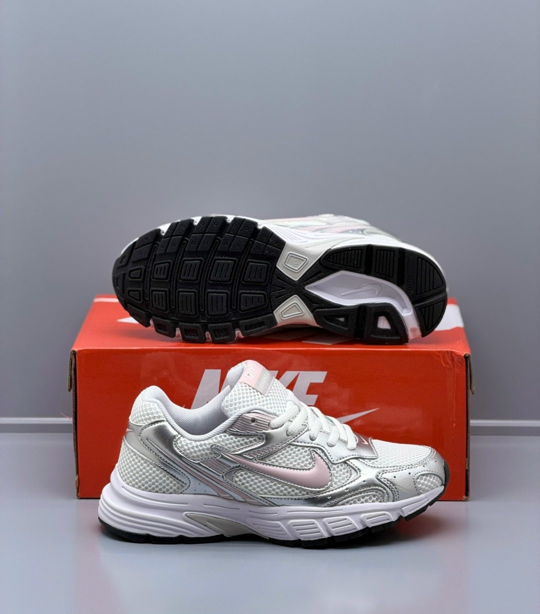 кроссовки nike,кроссовки nike initiator,женские беговые кроссовки nike initiator,кроссовки nike женские,женские кроссовки