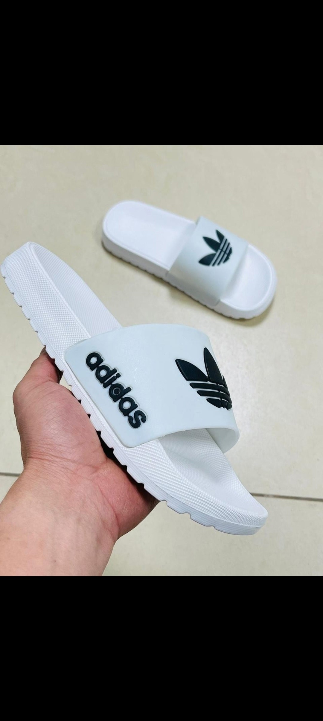 шлепанцы adidas,шлепанцы adidas adilette shower,сланцы adidas,шлепанцы adidas adilette,летние тапочки адидас