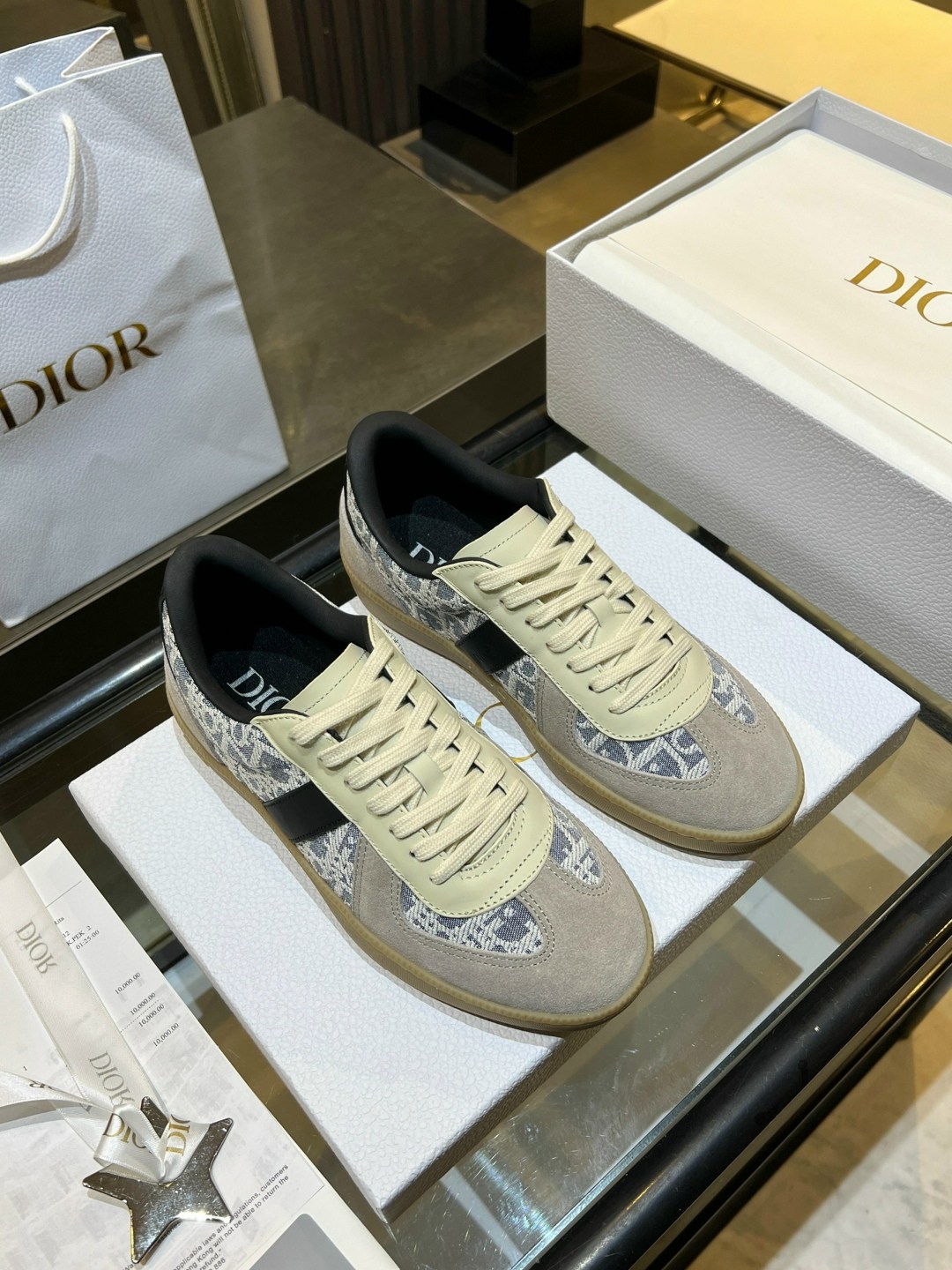 кеды dior женские,dior кроссовки,кеды dior,кеды диор женские белые,кеды диор женские