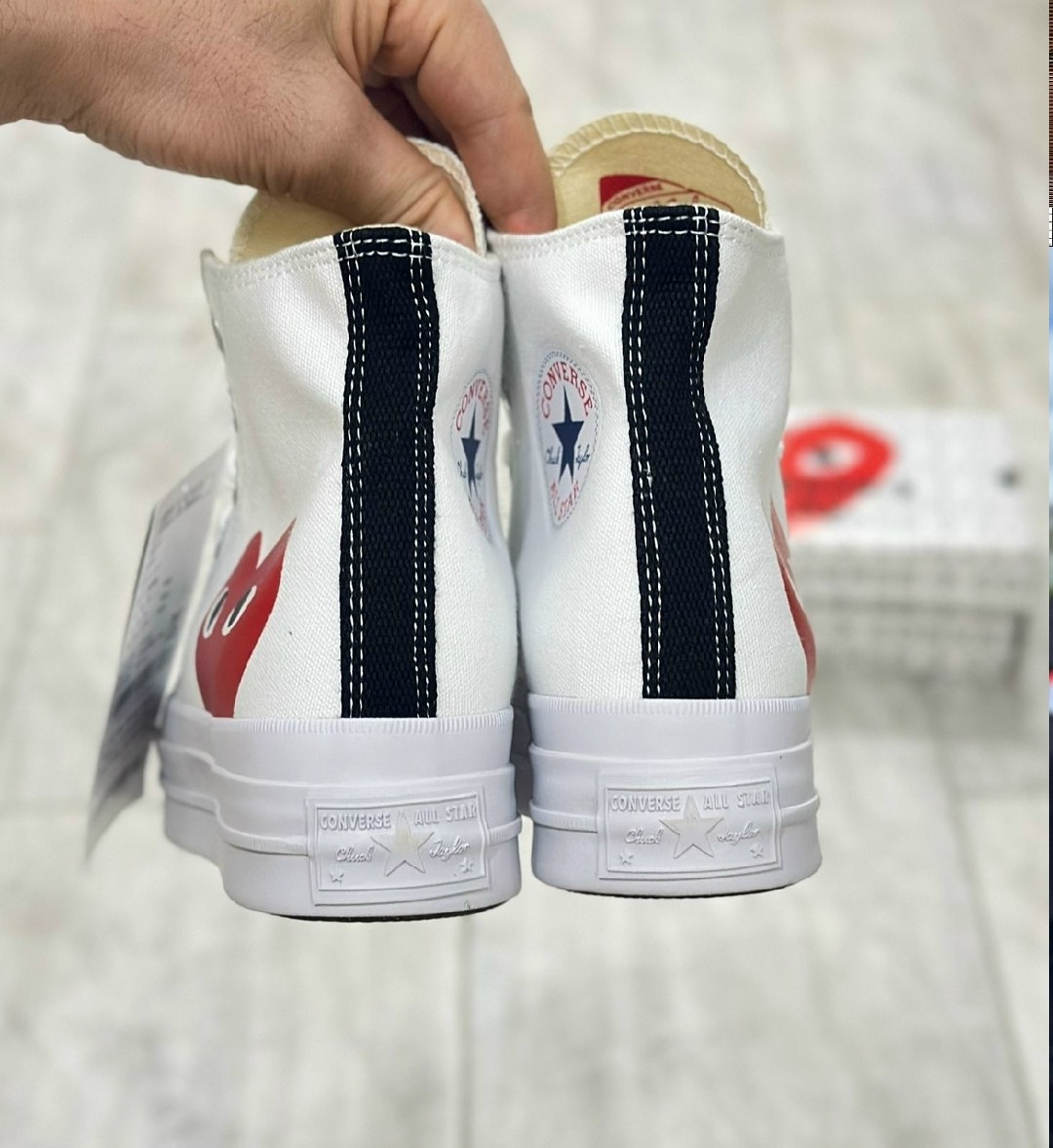 converse comme des garcons,comme des garcons play x converse chuck taylor,конверсы comme des garcons,comme des garcons кеды,кеды cdg play x converse chuck taylor collection