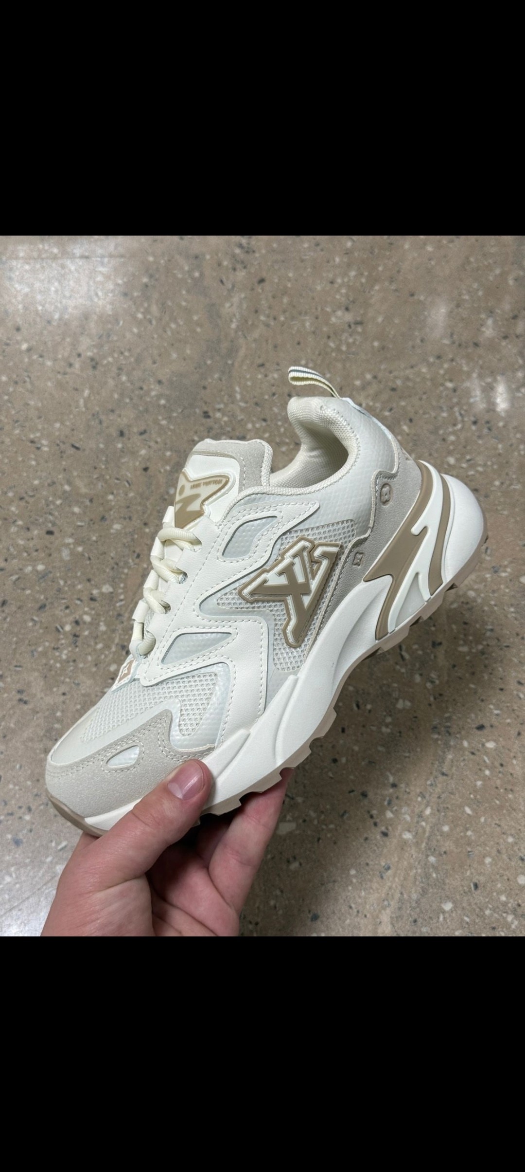кроссовки adidas,кроссовки,женские кроссовки,adidas originals кроссовки ozelia,adidas кроссовки женские