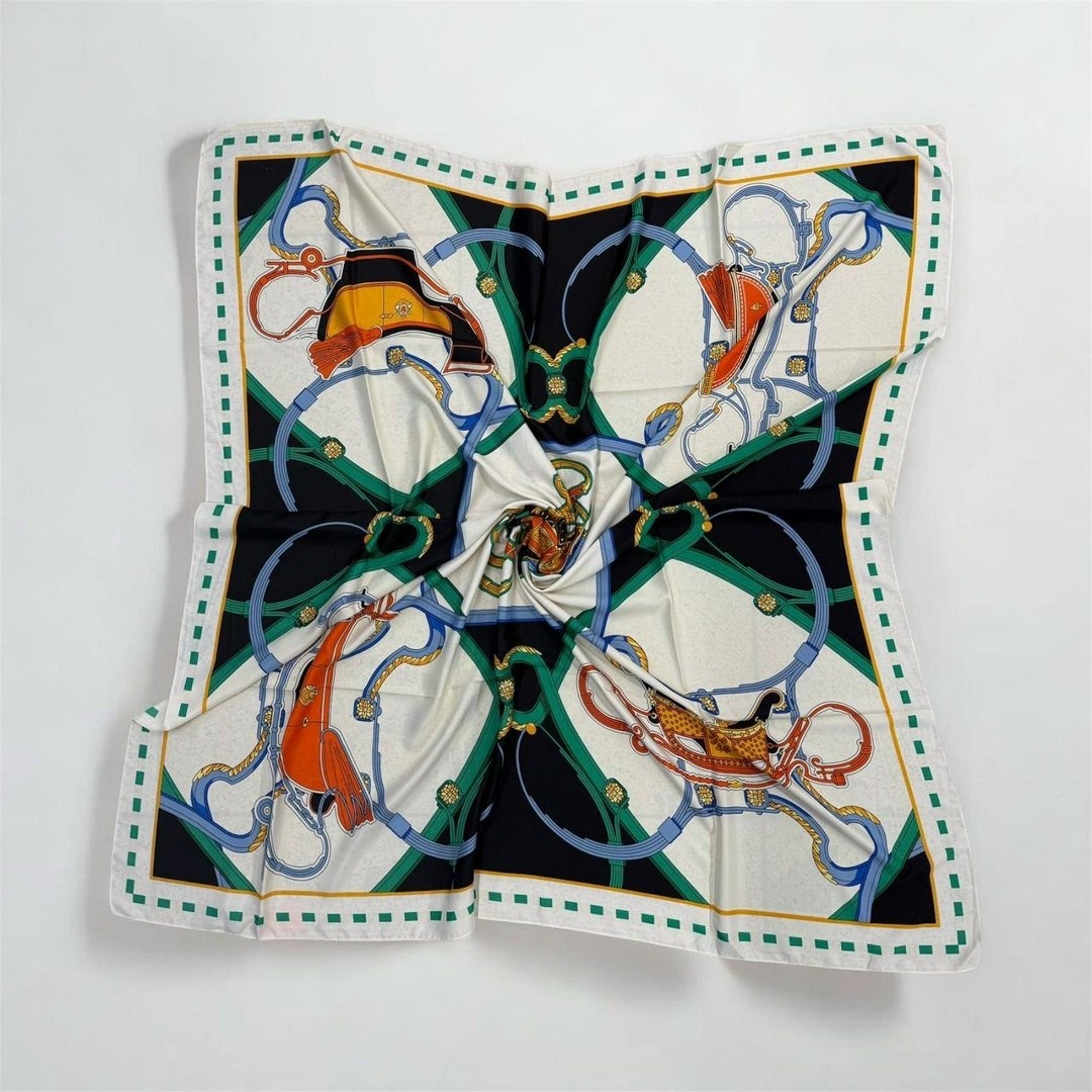 платок hermes,шелковый платок hermes,платок шелковый,женский платок,шелковый шарф