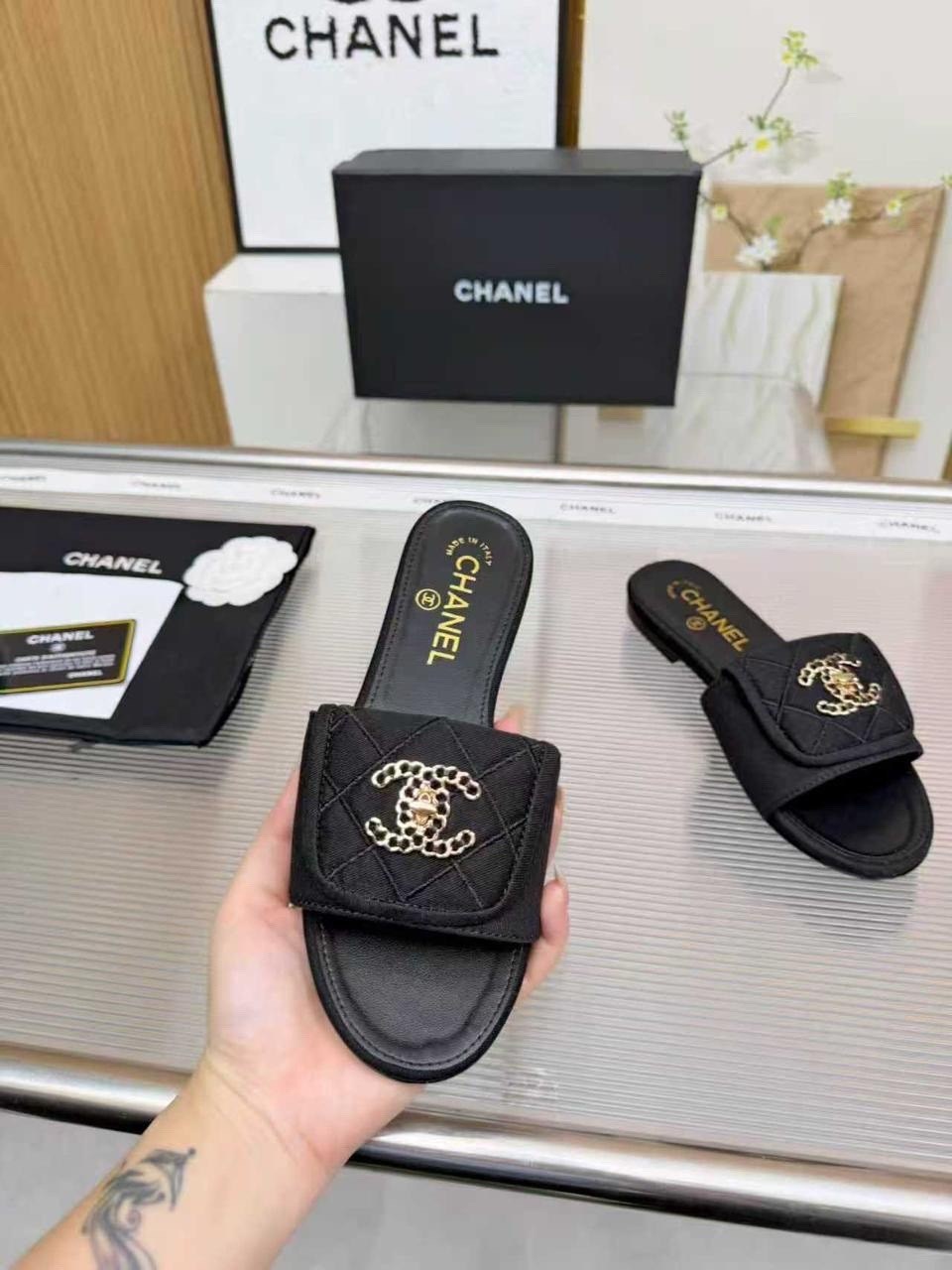шлепанцы chanel,шлепанцы женские chanel,тапочки женские chanel,тапочки chanel,мюли chanel