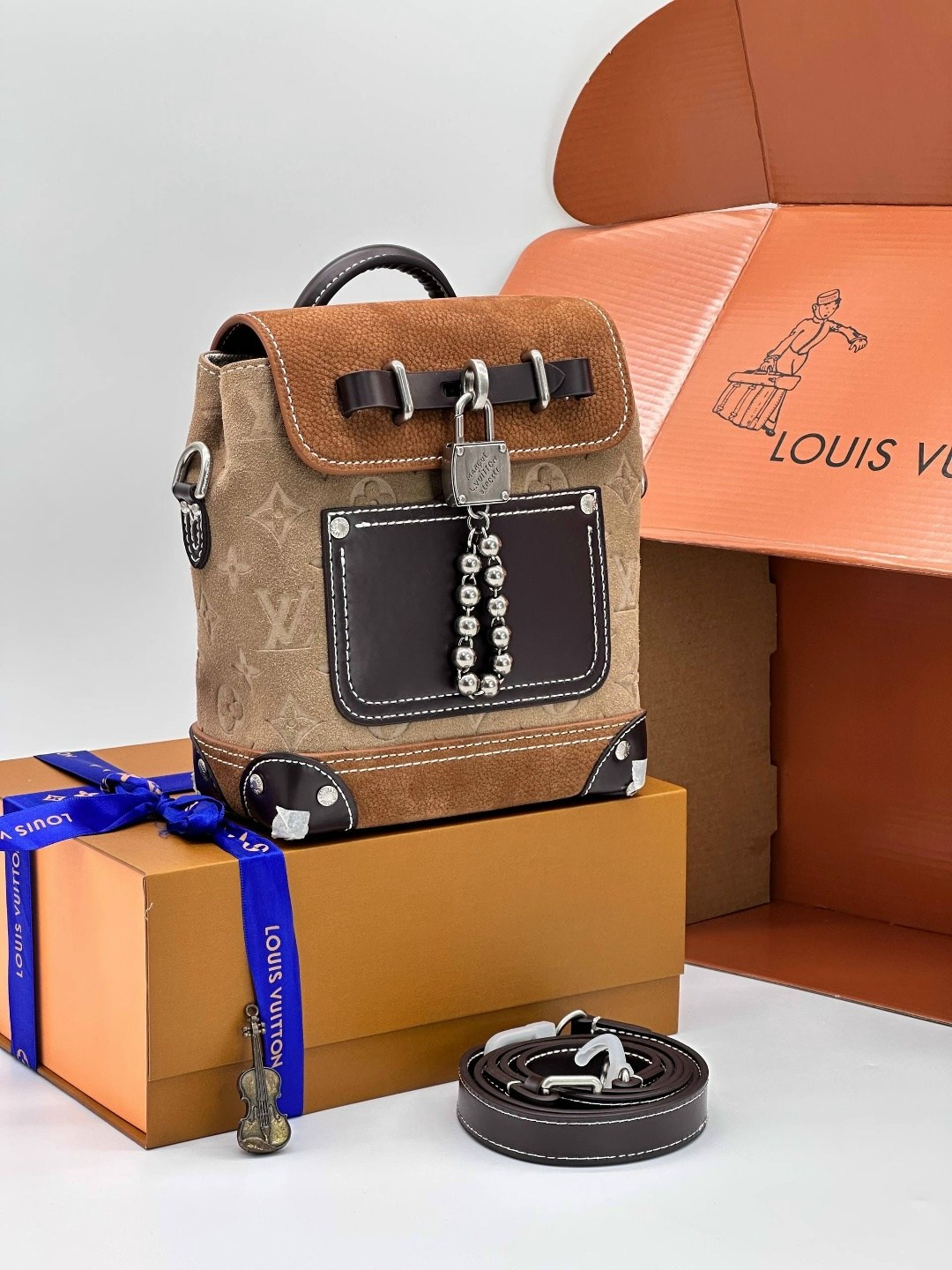 louis vuitton рюкзак,сумка женская louis vuitton,cумка louis vuitton,луи виттон рюкзак,женские рюкзаки
