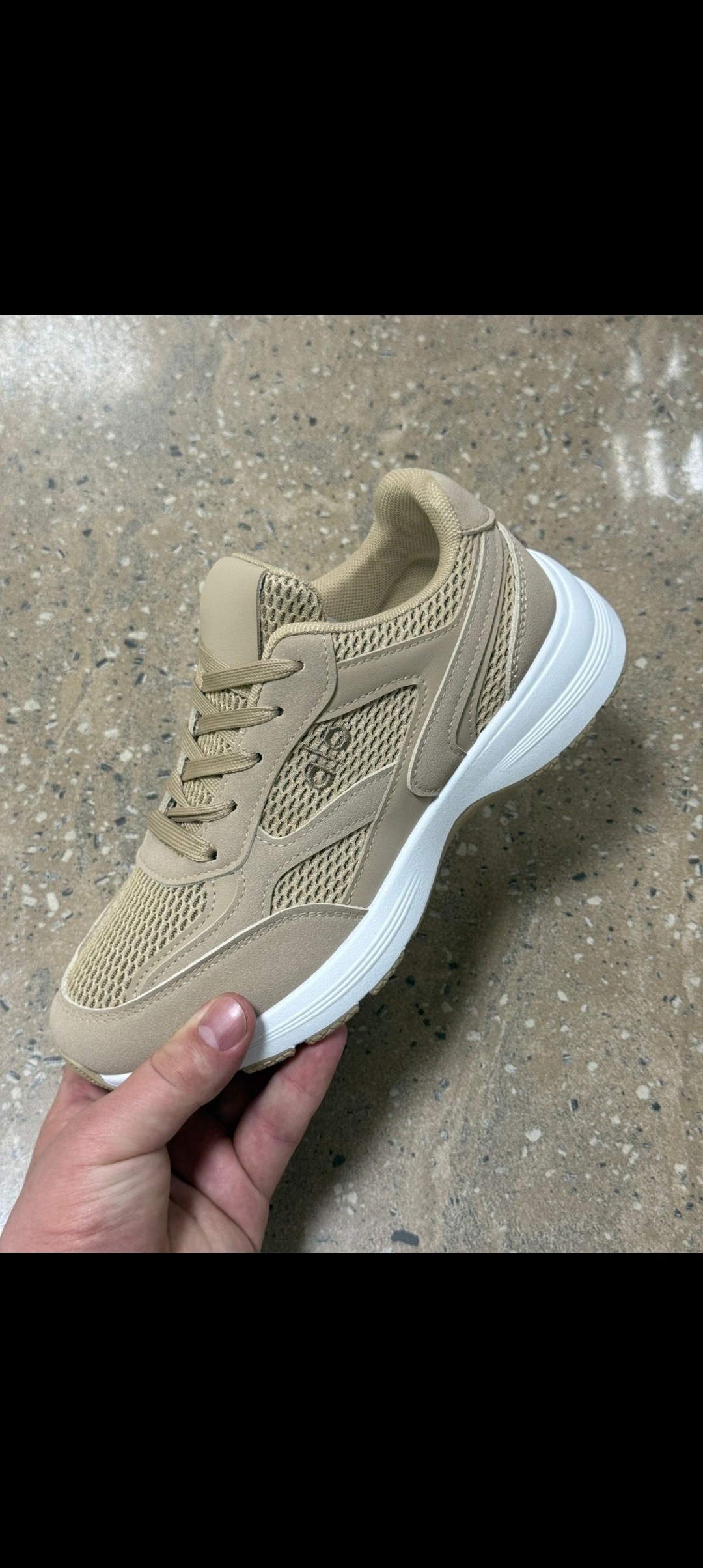 кроссовки adidas,кроссовки,женские кроссовки,adidas originals кроссовки ozelia,adidas кроссовки женские
