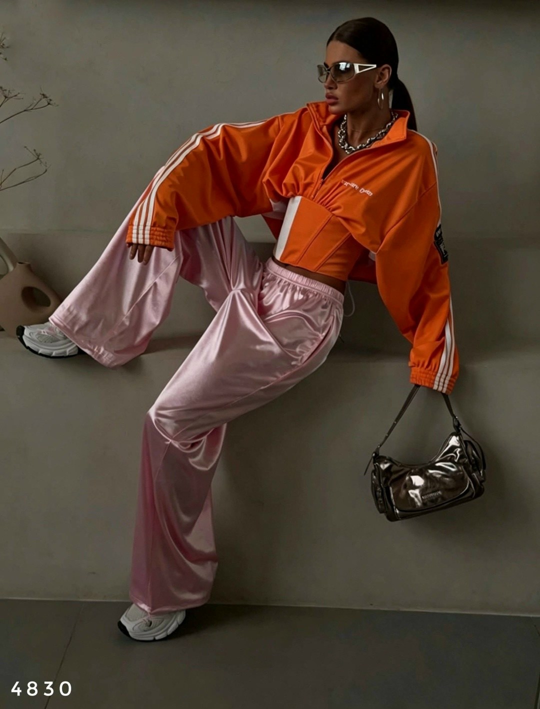adidas original,оранжевый костюм,спортивная куртка,летняя куртка,женская куртка