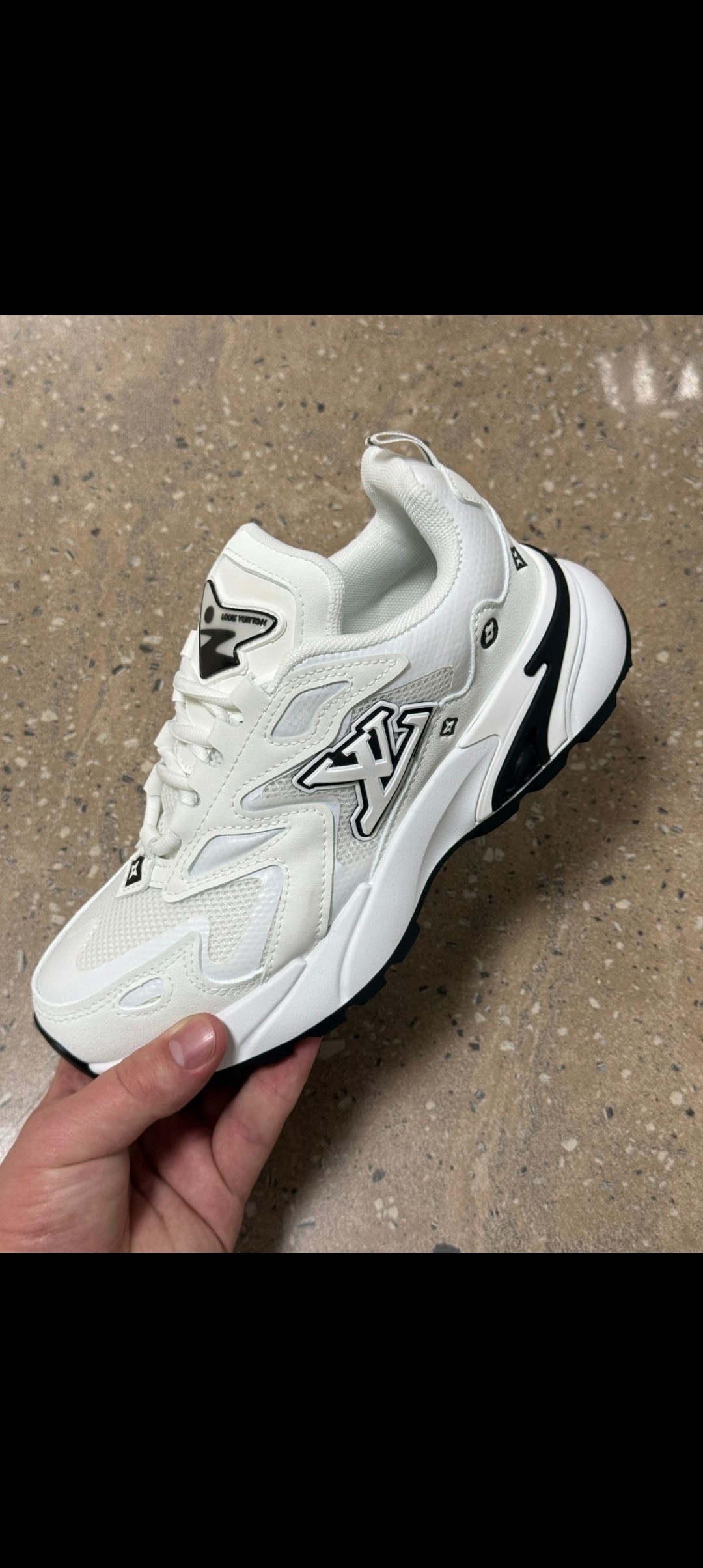 кроссовки adidas,кроссовки,женские кроссовки,adidas originals кроссовки ozelia,adidas кроссовки женские