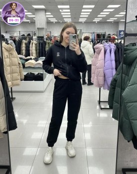 Костюм