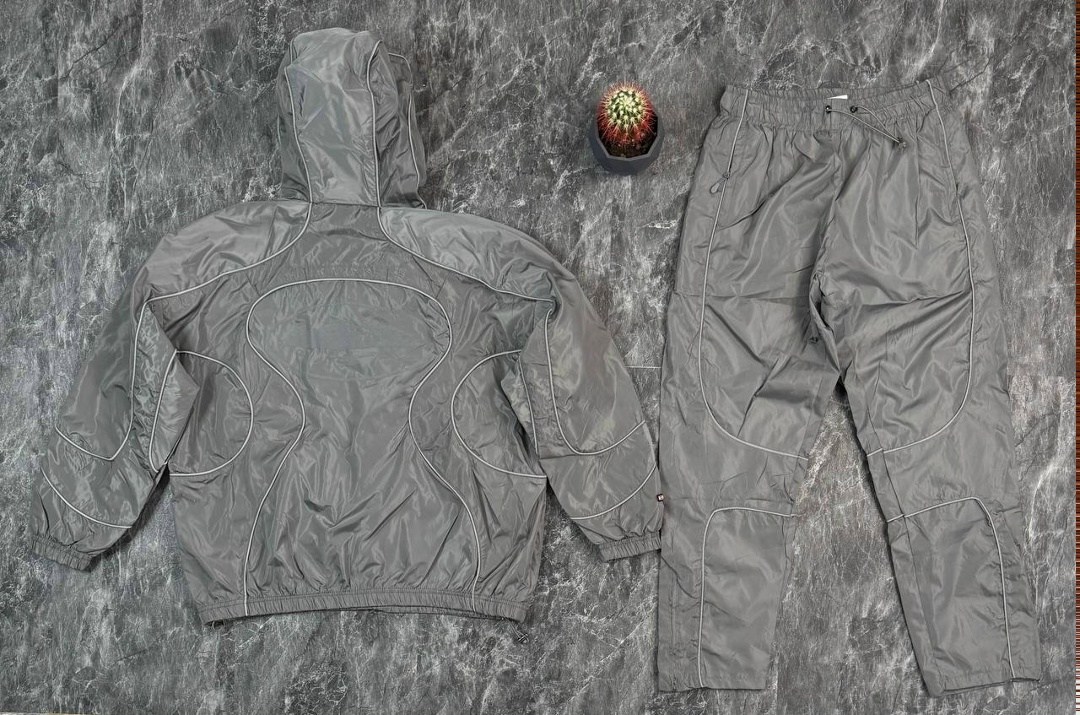 спортивный костюм nike,куртка nike corteiz x nrg tracksuit jacket gully grey серый,спортивный костюм nike мужской,легкая куртка,спортивные костюм