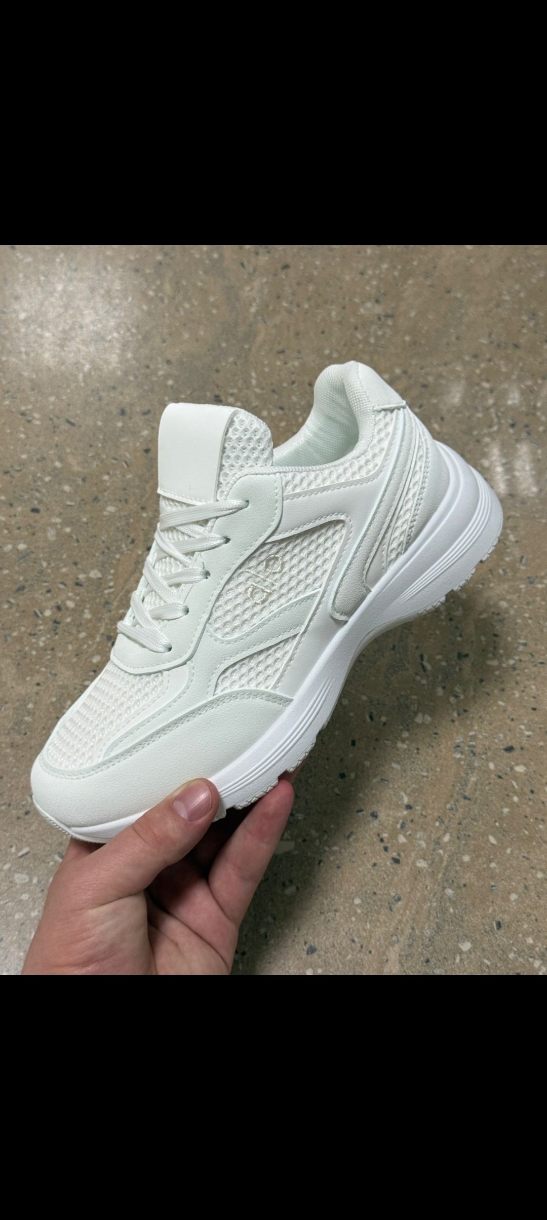 кроссовки adidas,кроссовки,женские кроссовки,adidas originals кроссовки ozelia,adidas кроссовки женские